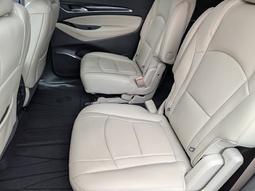 Used 2018 Buick Enclave Essence w/ Trailering Package AWD/4WD image 29