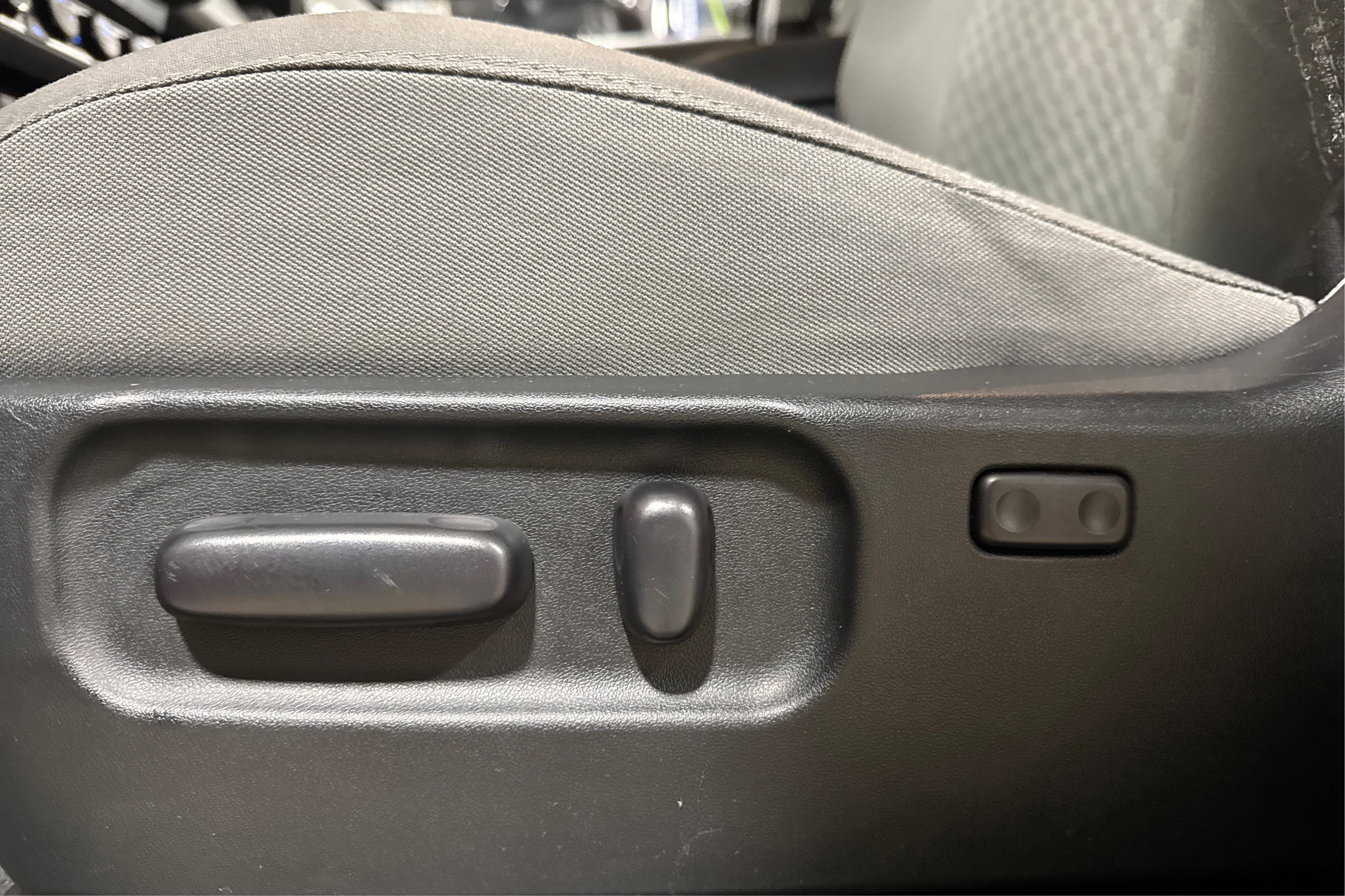 Used 2022 Toyota Tacoma SR5 image 18