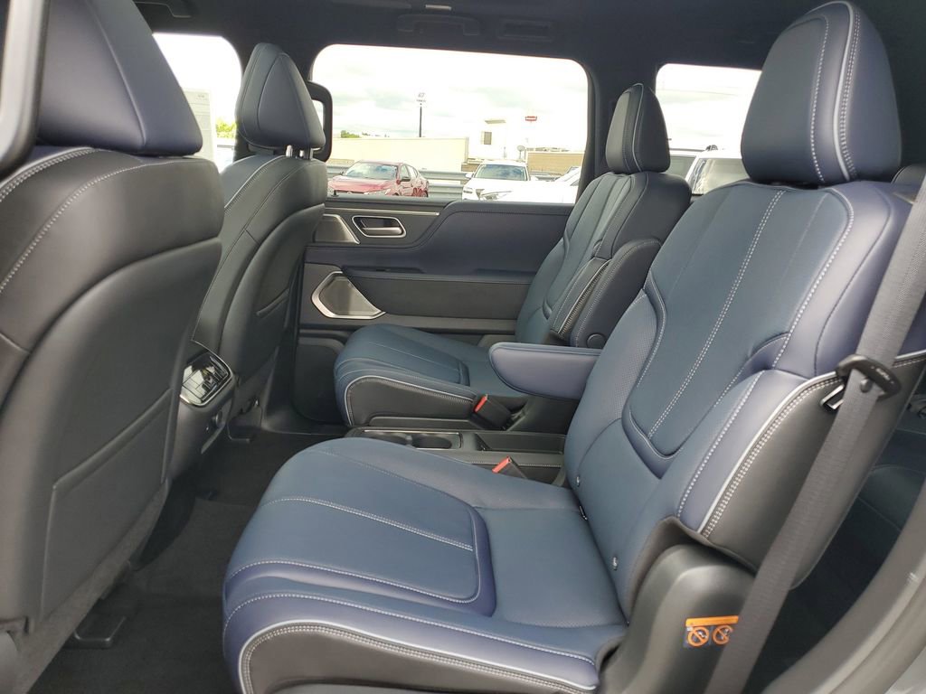 New 2026 INFINITI QX80 4WD w/ Sport Exterior Package image 15