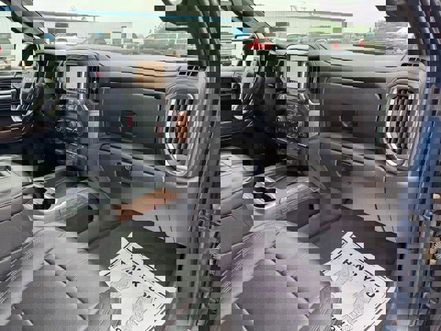 Used 2019 Chevrolet Silverado 1500 High Country w/ Safety Package II image 23