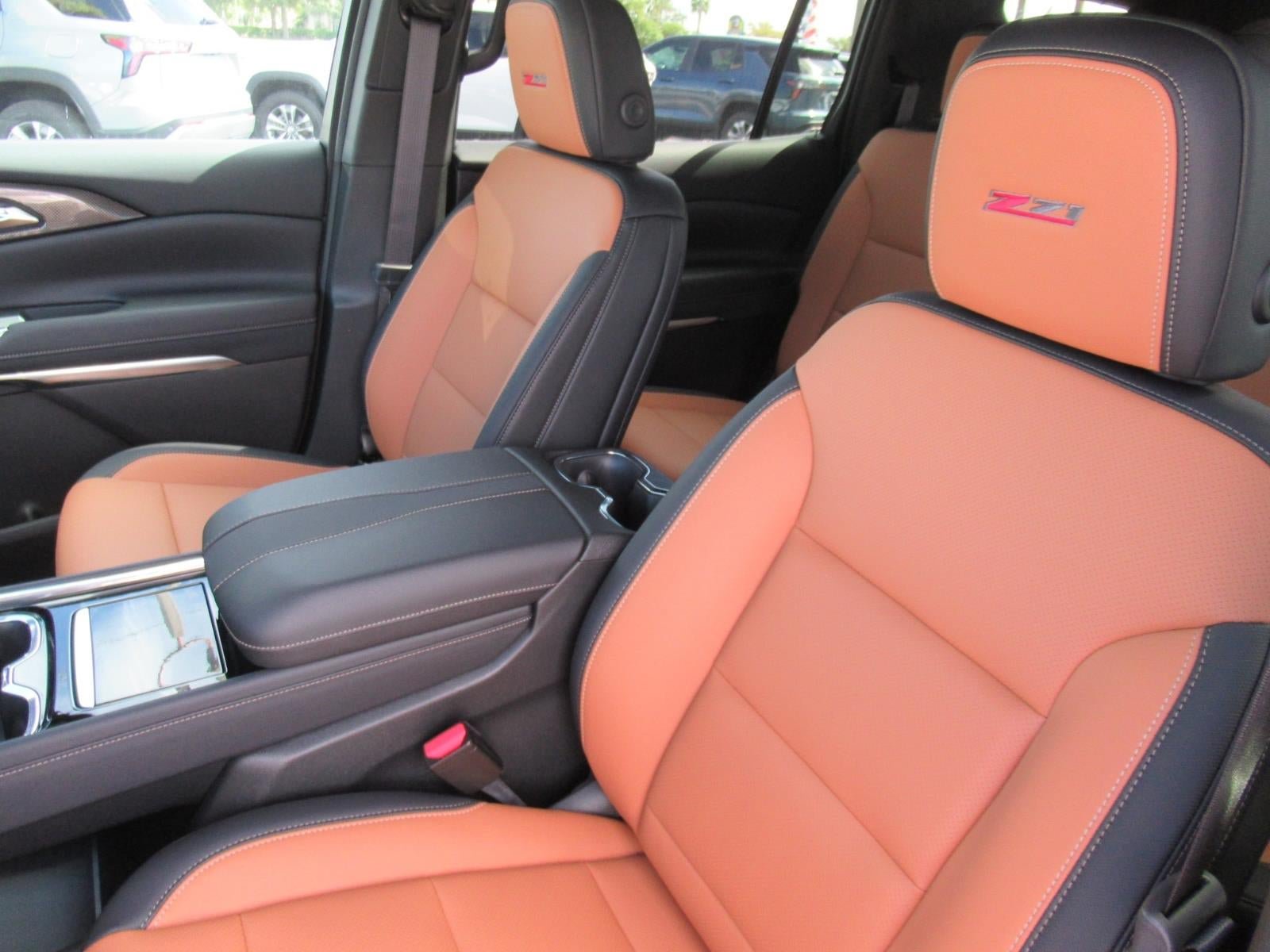 New 2027 Chevrolet Traverse Z71 w/ Enhanced Driving Package AWD/4WD image 19