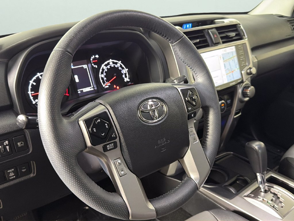 Used 2022 Toyota 4Runner SR5 Premium w/ Moonroof Package RWD image 22