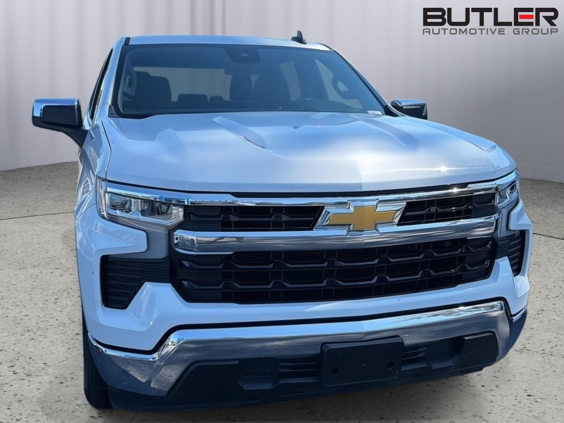 Used 2025 Chevrolet Silverado 1500 LT RWD image 4