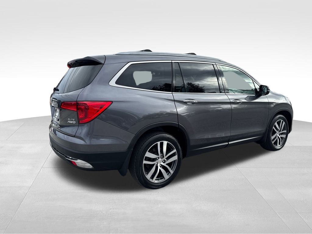 Used 2017 Honda Pilot Elite image 5