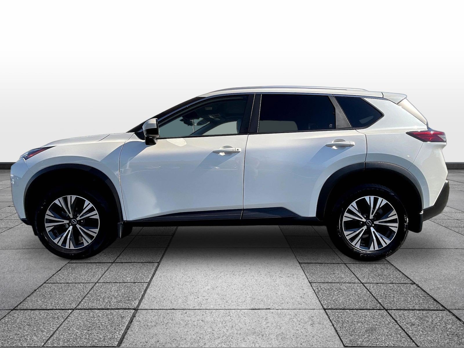 Used 2023 Nissan Rogue SV w/ SV Premium B Package AWD/4WD image 8