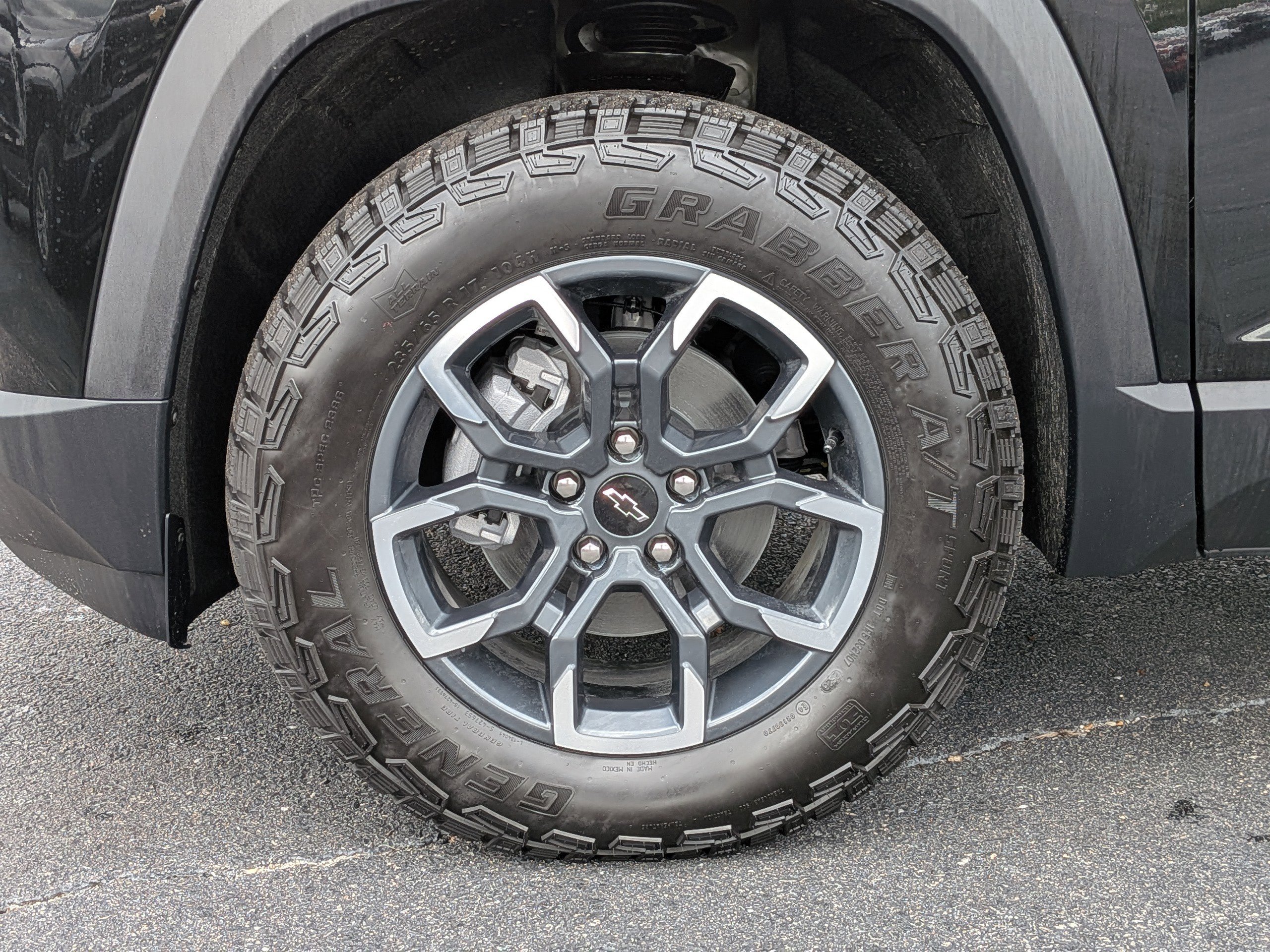 New 2026 Chevrolet Equinox ACTIV w/ Convenience Package III image 31