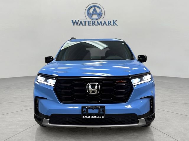 Used 2025 Honda Pilot TrailSport image 8