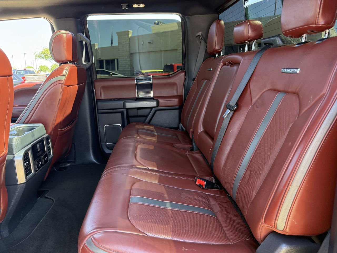 Certified 2022 Ford F350 Platinum image 27