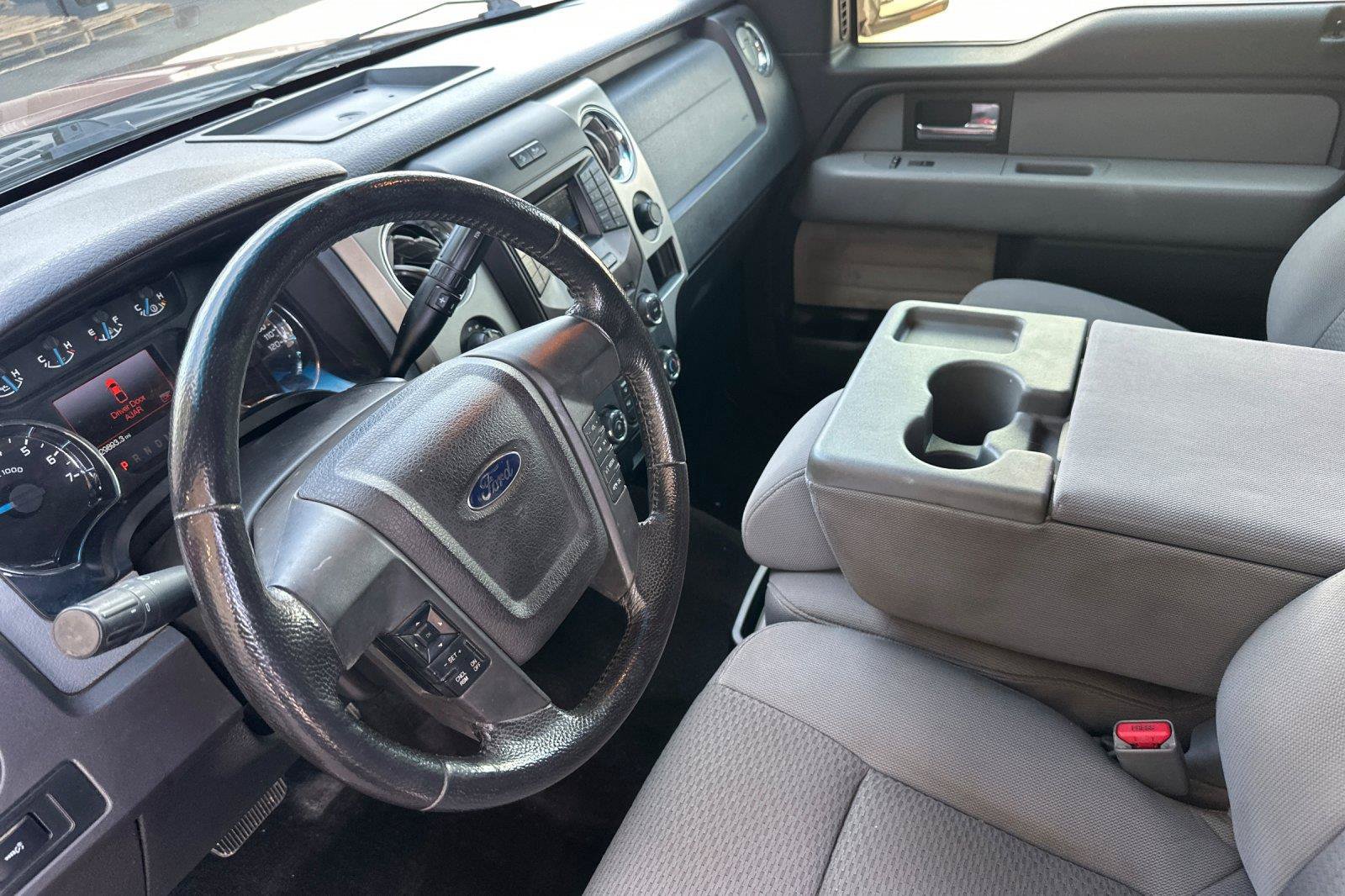 Used 2013 Ford F150 XLT w/ Luxury Equipment Group AWD/4WD image 9