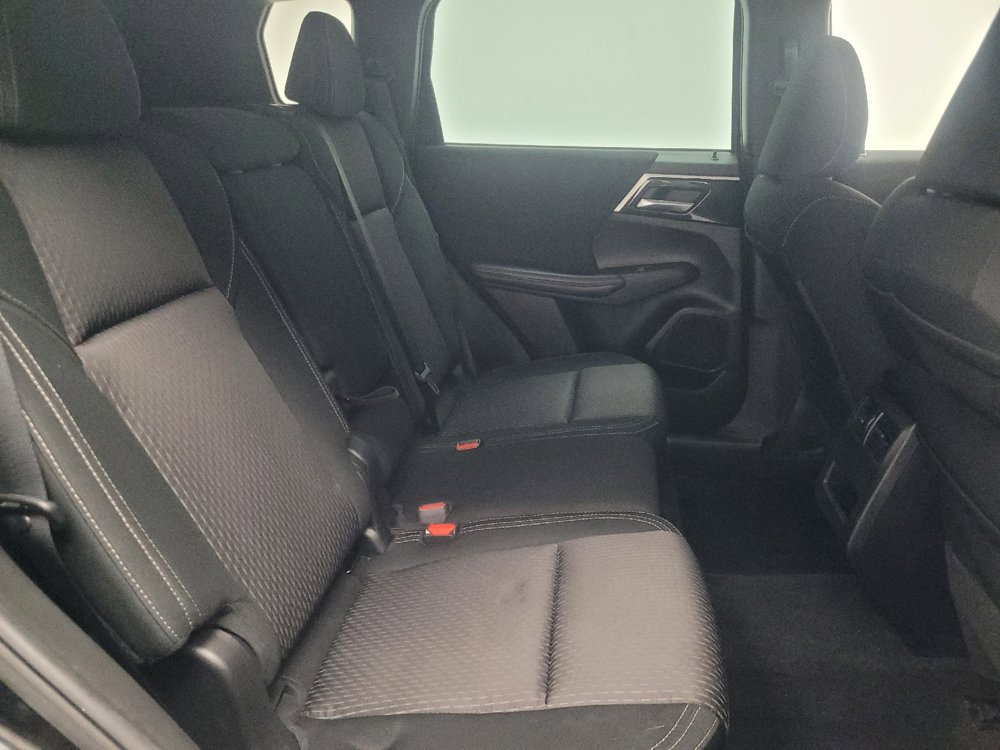 Used 2023 Mitsubishi Outlander ES image 19