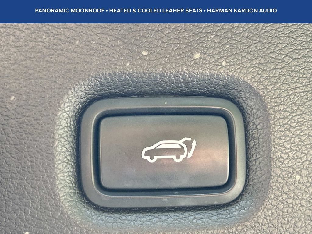 Used 2021 Hyundai Santa Fe Limited FWD image 15