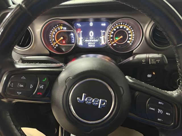 Used 2020 Jeep Gladiator Sport w/ Technology Group AWD/4WD image 12