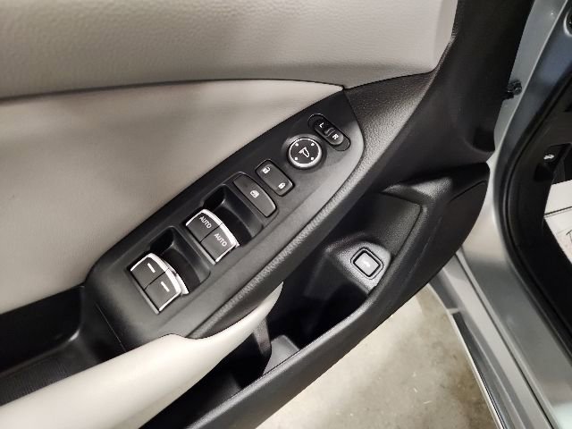 Used 2019 Honda Accord EX image 20