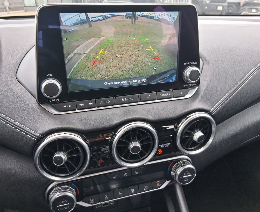 Used 2022 Nissan Sentra SV w/ All-Weather Package image 9