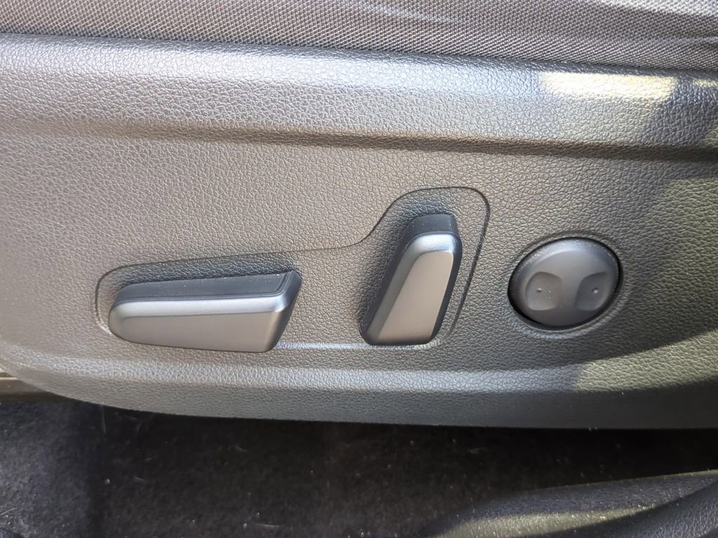 Certified 2023 Hyundai Santa Fe SEL w/ Cargo Package image 18