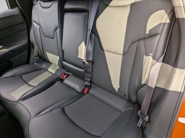 New 2026 Jeep Compass Latitude image 12