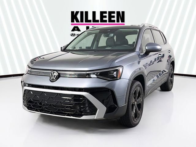 Used 2025 Volkswagen Taos SEL image 3