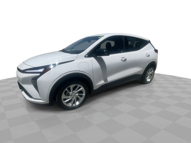 New 2027 Chevrolet Bolt LT w/ Comfort Package FWD image 4