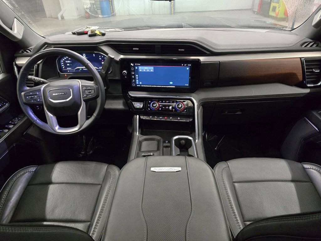 Used 2024 GMC Sierra 2500 Denali w/ Denali Reserve Package image 46