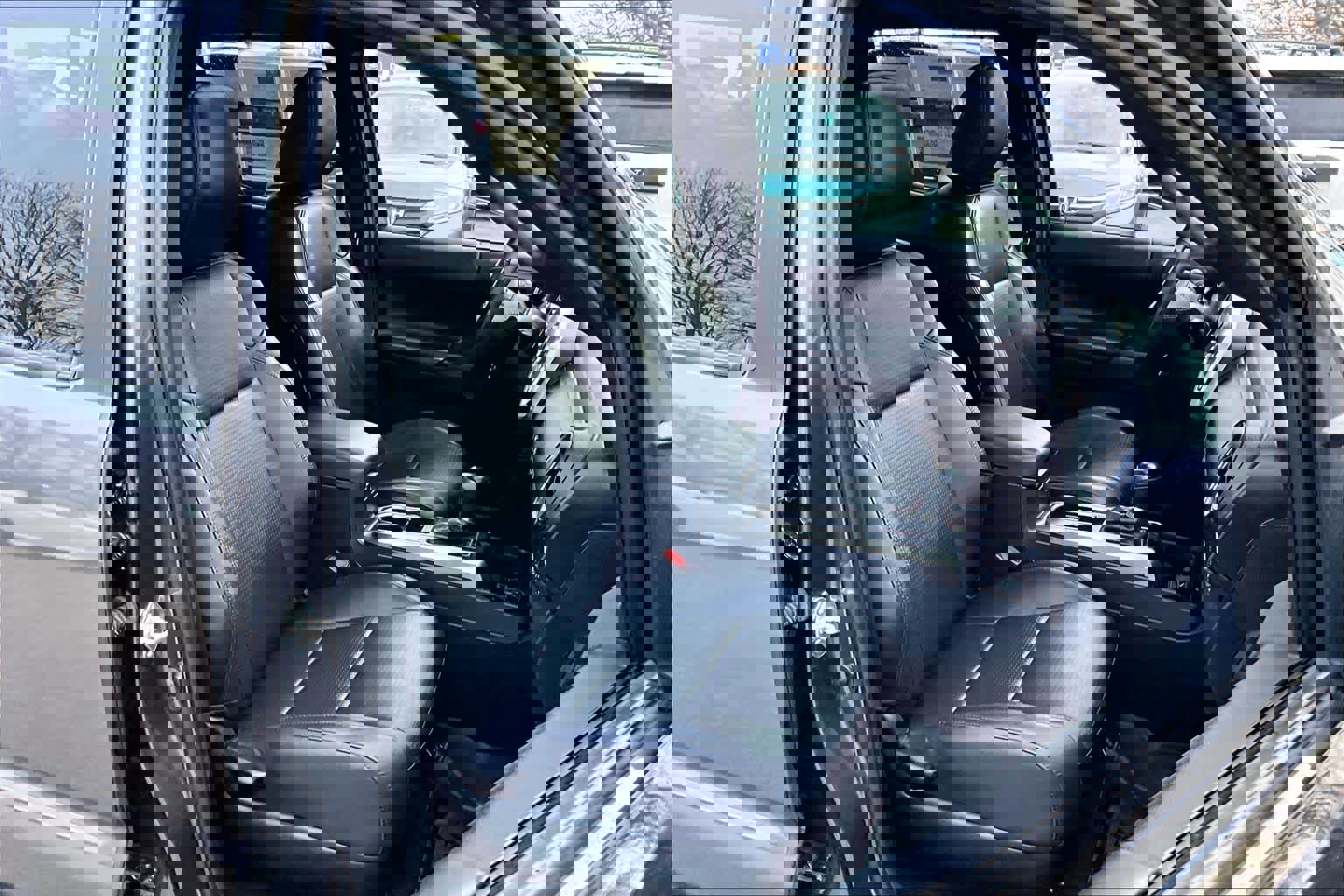 Used 2023 Toyota Tacoma Limited image 8