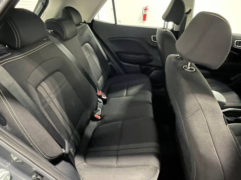 Used 2023 Hyundai Venue SEL w/ Cargo Package FWD image 18