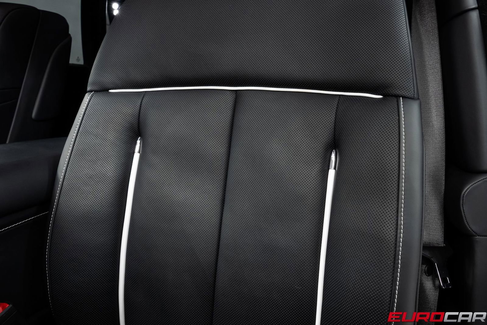 Used 2024 Rolls-Royce Phantom Sedan w/ The Phantom Package image 45