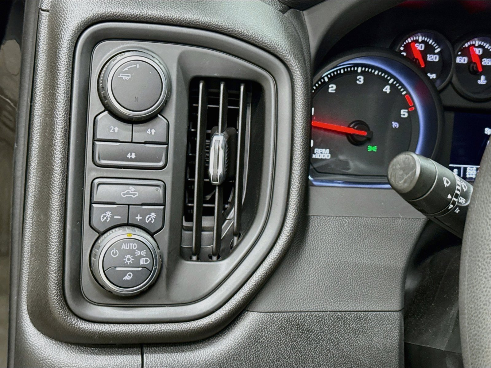 Used 2023 Chevrolet Silverado 2500 Custom w/ Custom Value Package AWD/4WD image 13