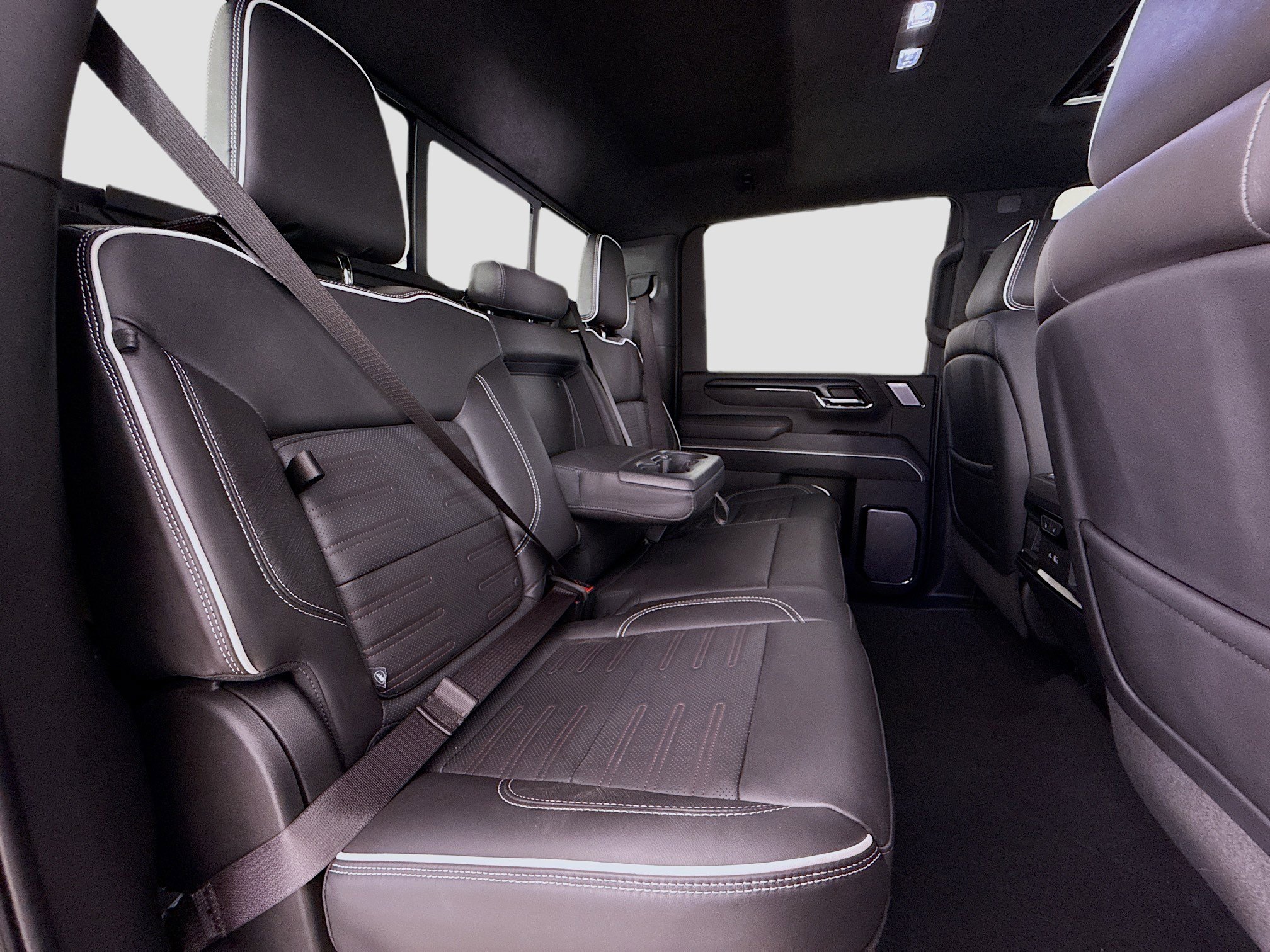 Used 2024 GMC Sierra 2500 AT4X image 29