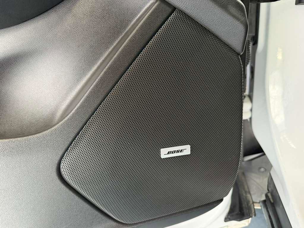 Used 2022 Cadillac XT6 Luxury image 14