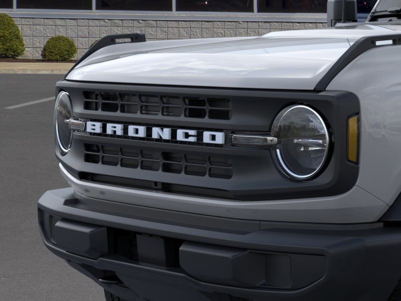 New 2026 Ford Bronco 4-Door AWD/4WD image 19