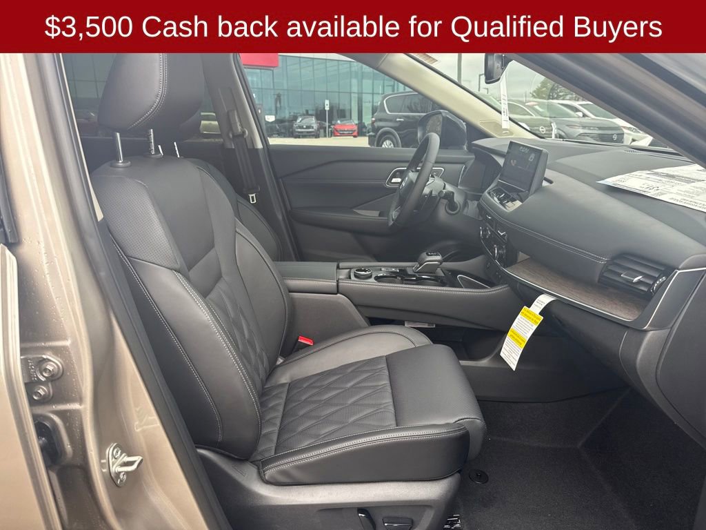 New 2026 Nissan Rogue Platinum image 42