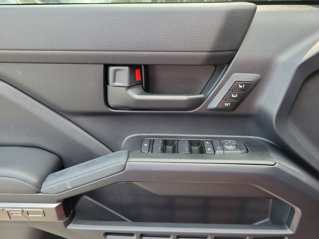 Used 2025 Toyota 4Runner TRD Off-Road Premium image 19