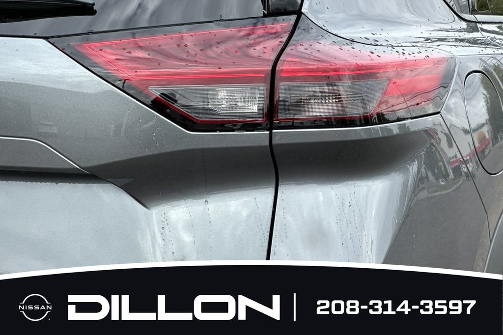 New 2026 Nissan Rogue Dark Armor AWD/4WD image 28