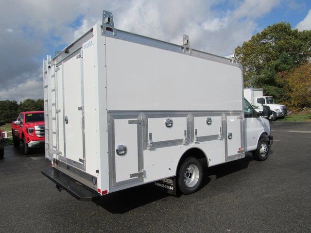 New 2025 GMC Savana 3500 w/ Power Convenience Package image 7