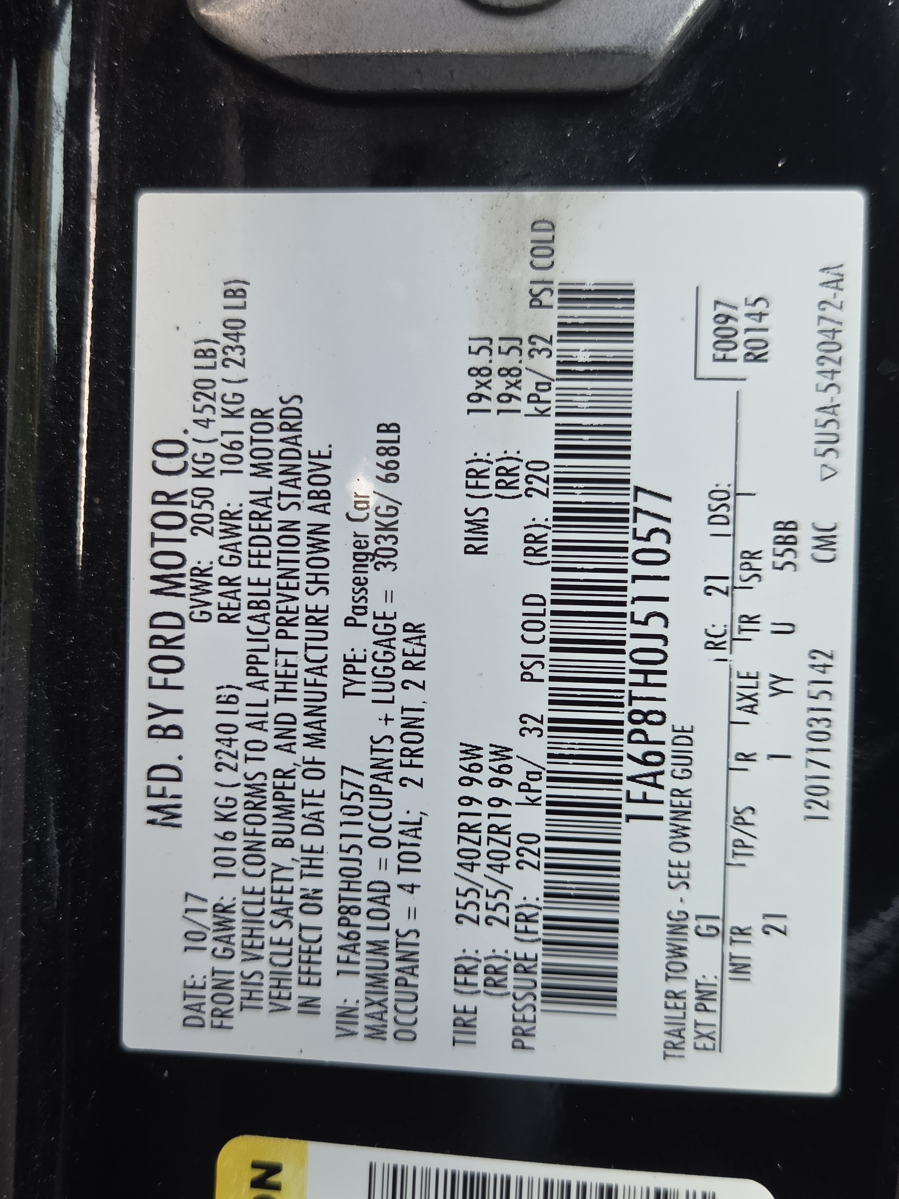 Used 2018 Ford Mustang Coupe w/ Wheel & Stripe Package RWD image 31