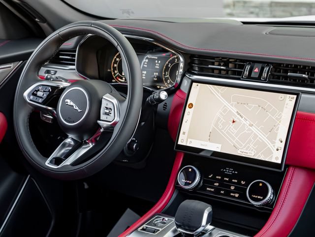 New 2026 Jaguar F-PACE R-Dynamic S AWD/4WD image 34