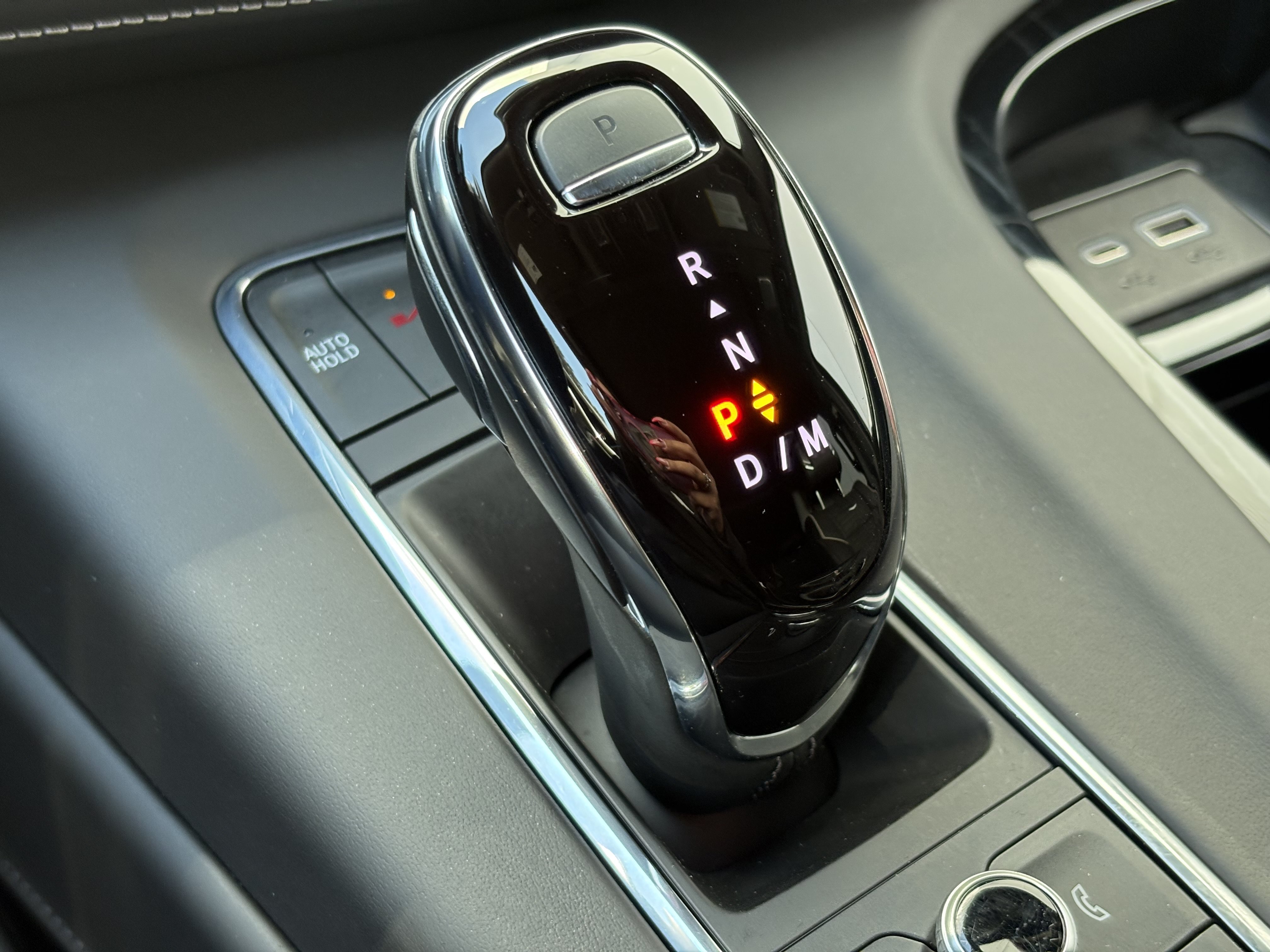 Certified 2024 Cadillac Escalade ESV V AWD/4WD image 28
