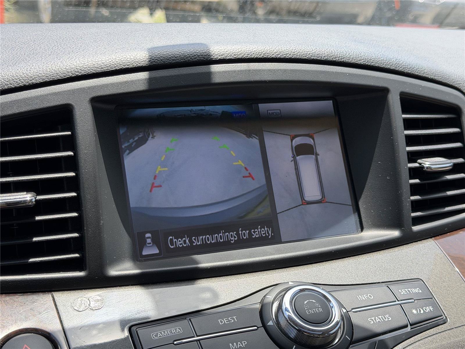 Used 2015 Nissan Quest Platinum FWD image 24