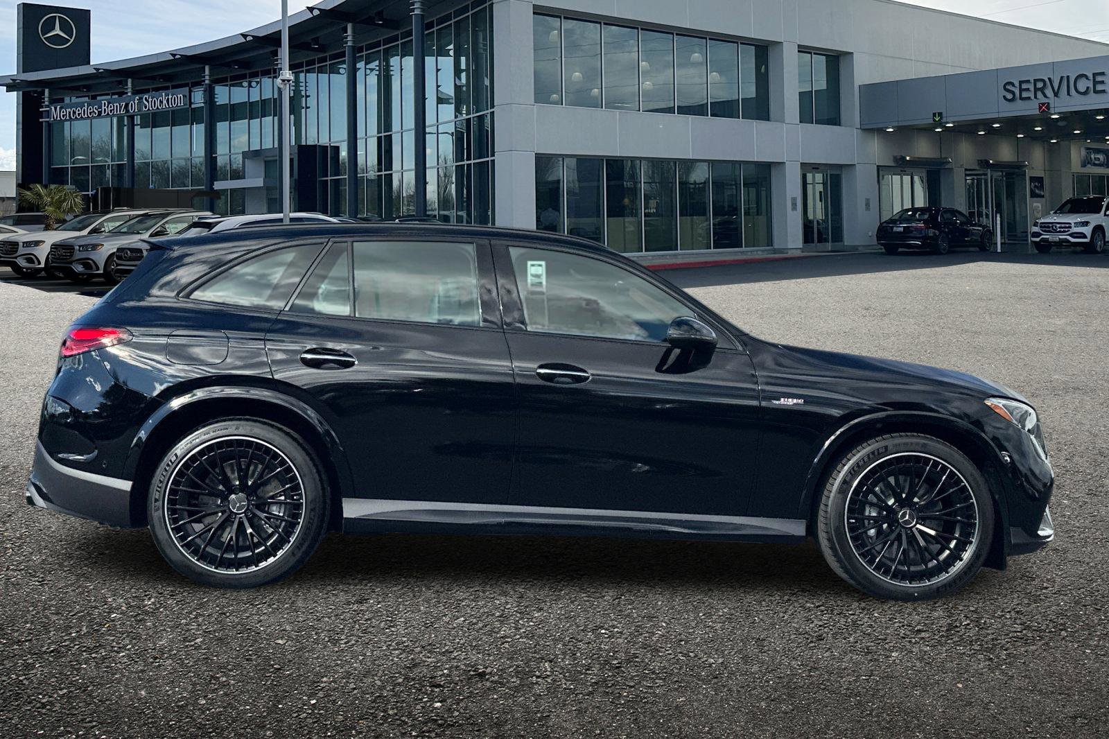 New 2026 Mercedes-Benz GLC 43 AMG 4MATIC image 3