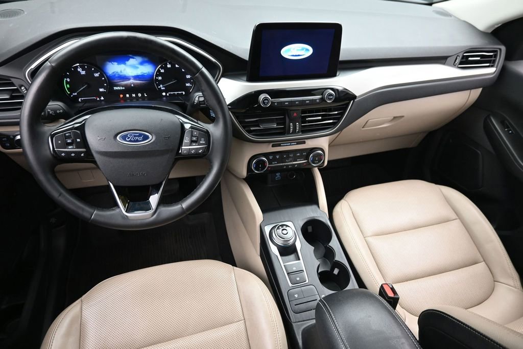 Used 2022 Ford Escape SEL FWD image 16