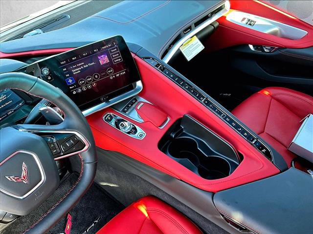 Used 2022 Chevrolet Corvette Stingray Preferred Cpe w/ Z51 Performance Package RWD image 15