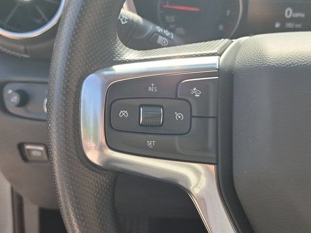 Used 2025 Chevrolet Blazer LT FWD image 20
