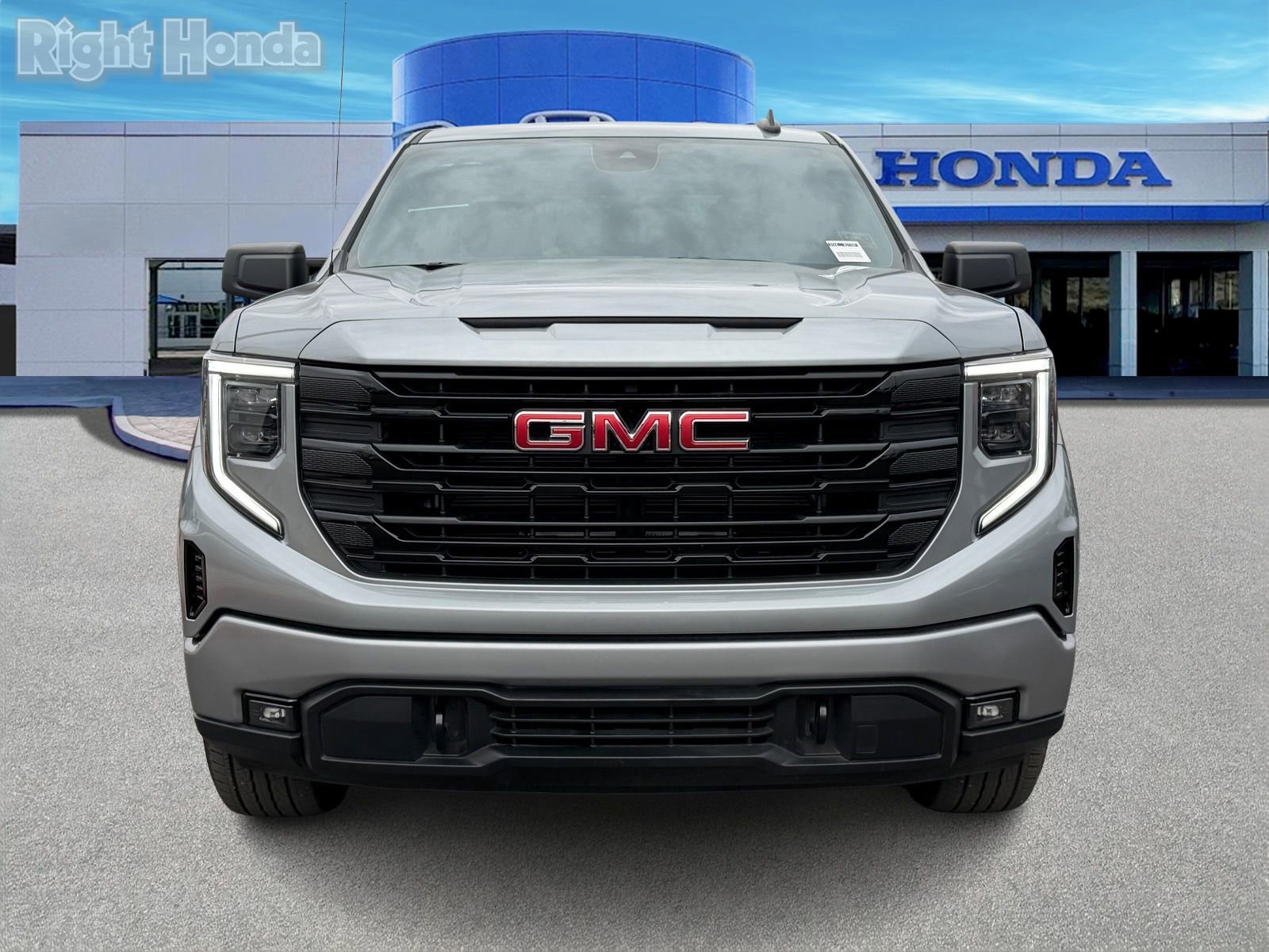 Used 2025 GMC Sierra 1500 Elevation image 5