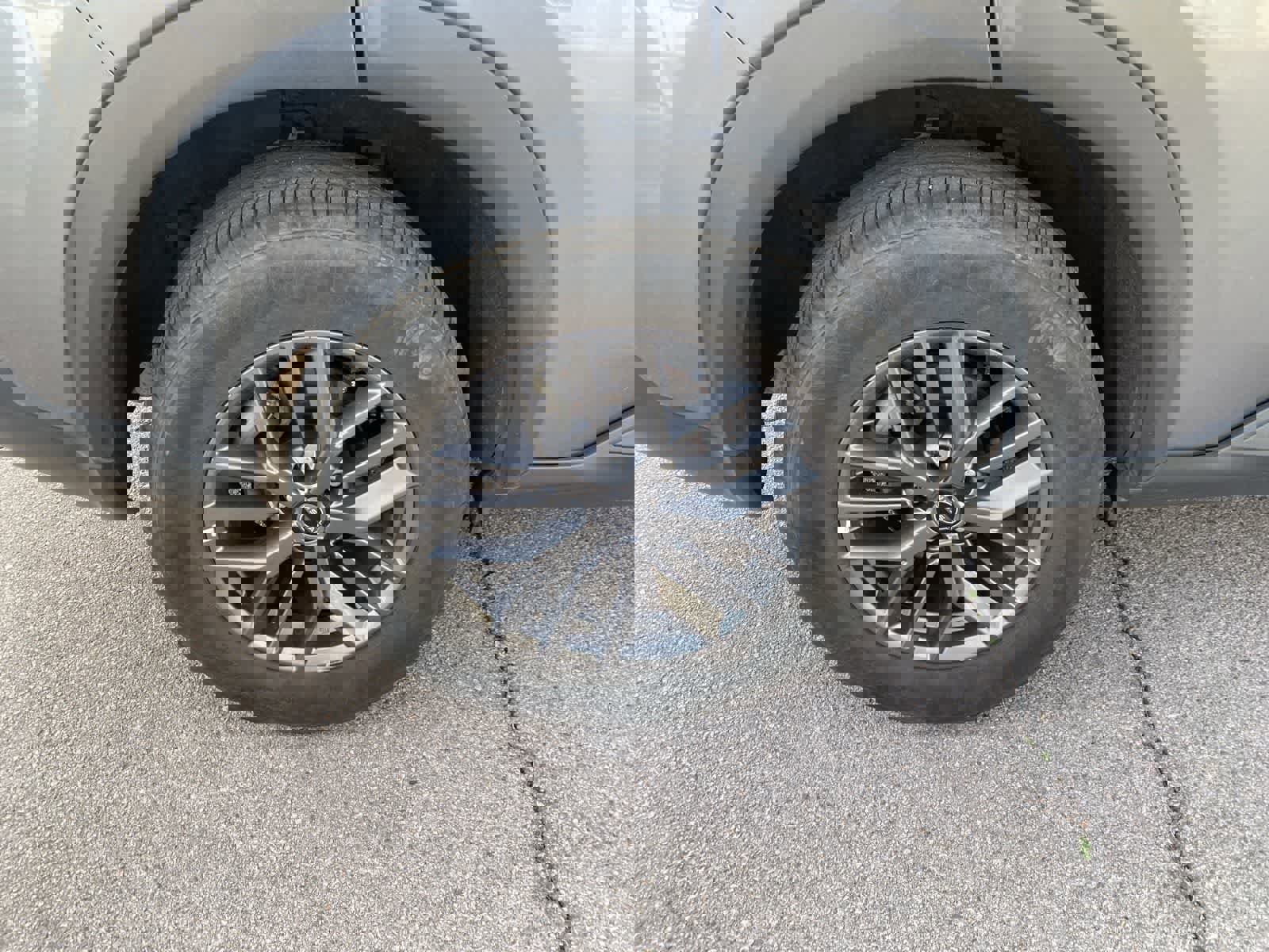 Used 2023 Nissan Rogue S image 6