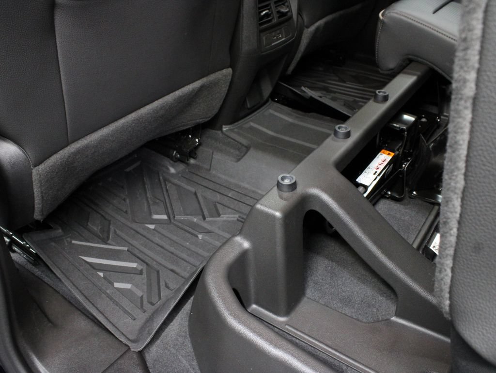 Used 2023 GMC Canyon Denali AWD/4WD image 69