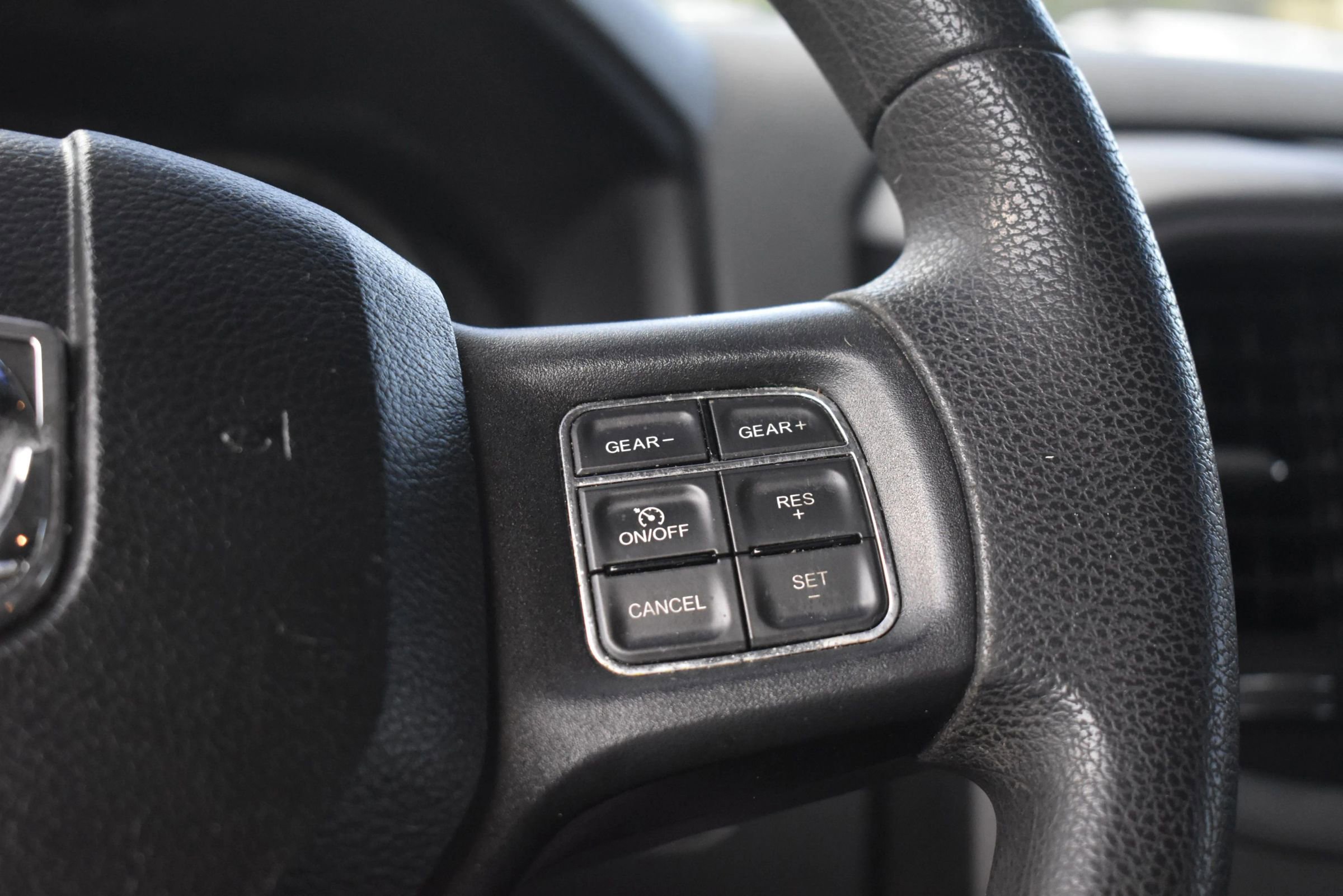 Used 2014 RAM 1500 Express image 22