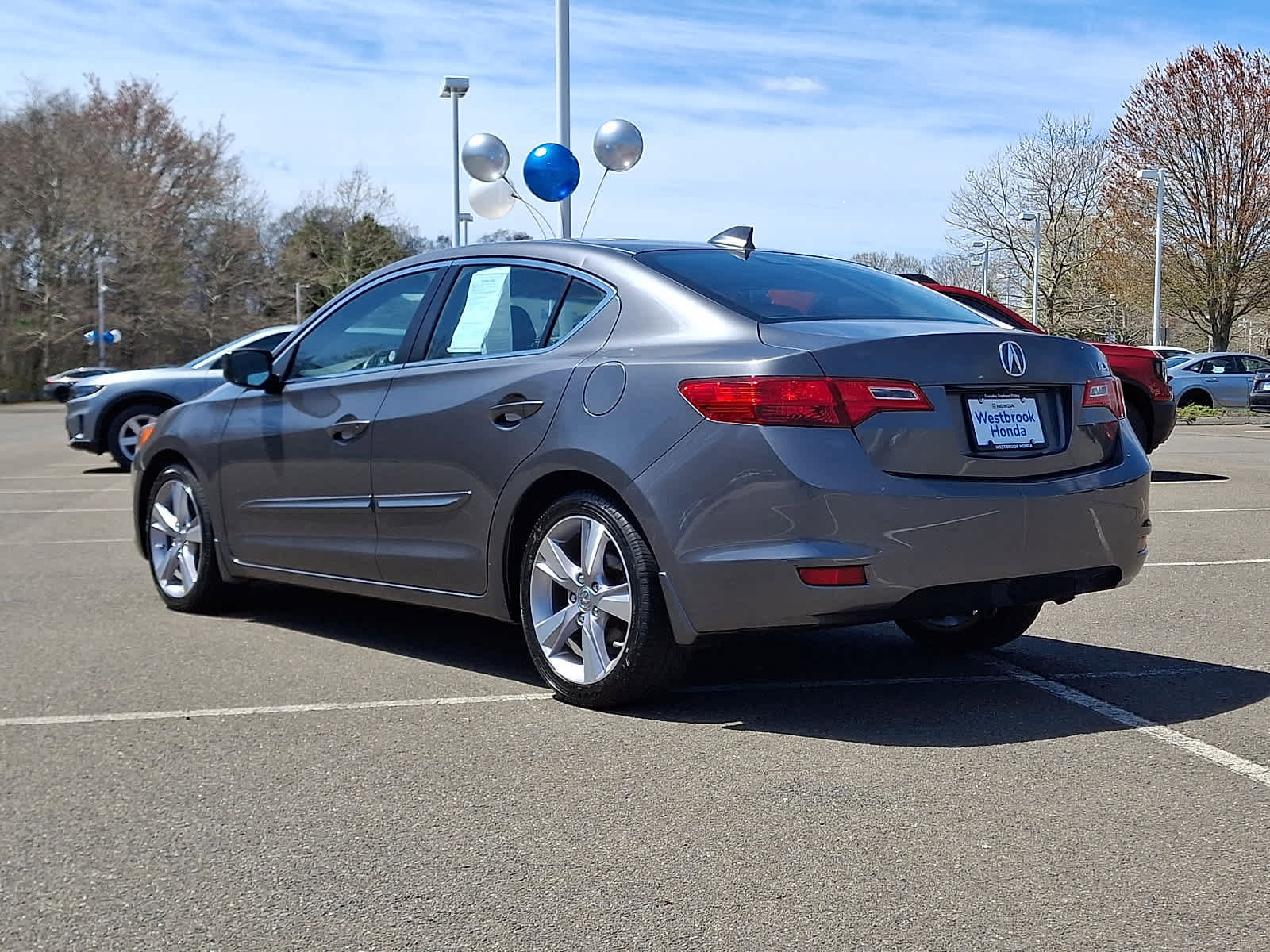 Used 2013 Acura ILX w/ Technology Package FWD image 7
