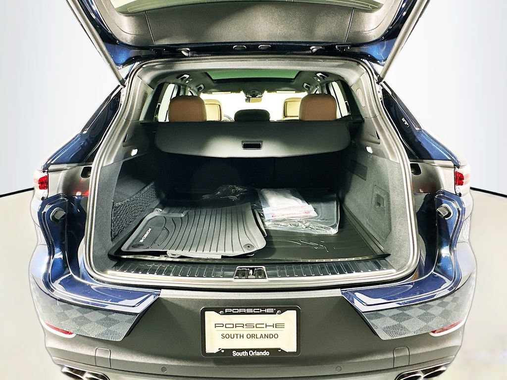 New 2026 Porsche Cayenne S AWD/4WD image 28