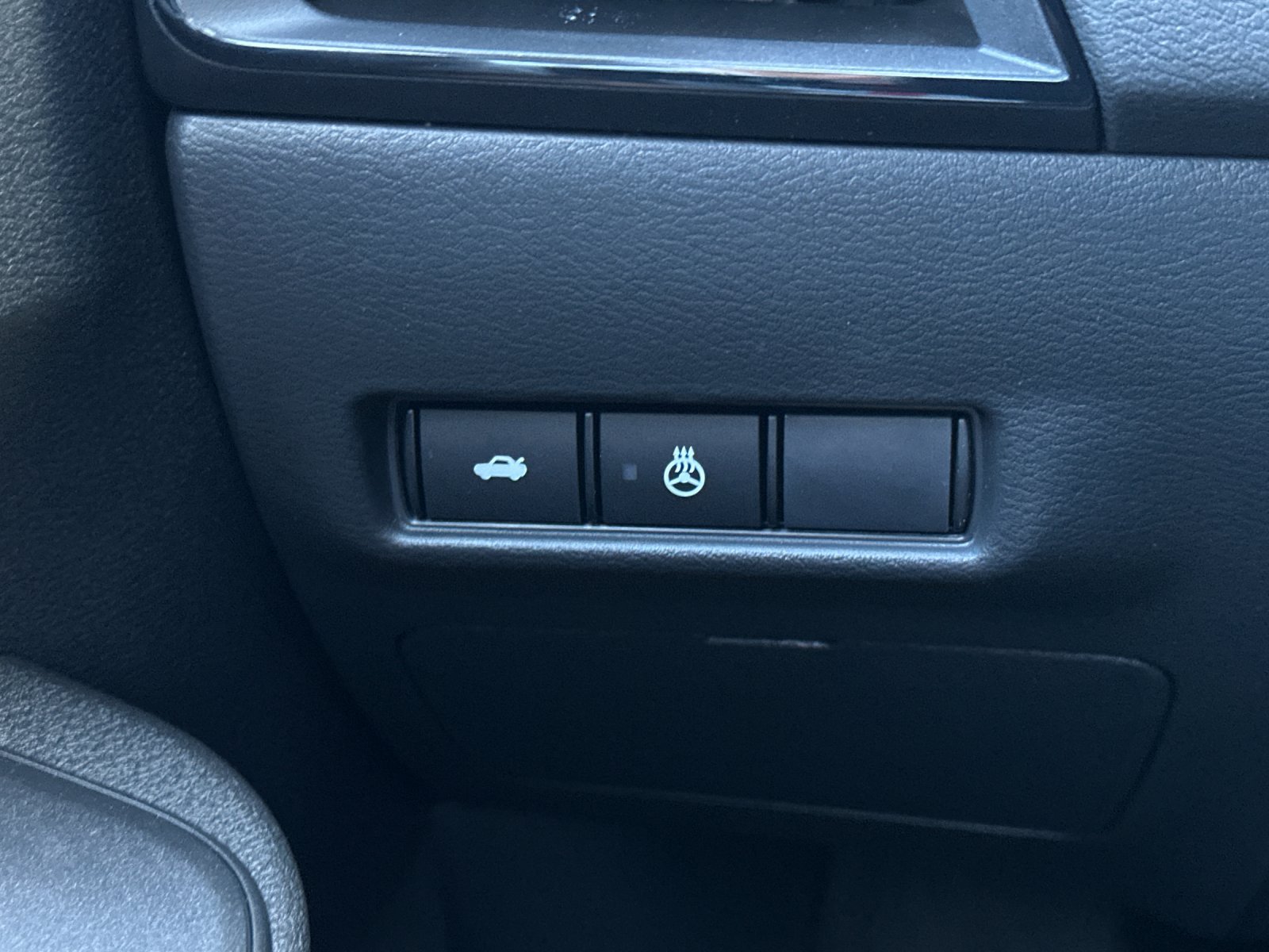 New 2026 Nissan Sentra SV w/ SV Convenience Package FWD image 25
