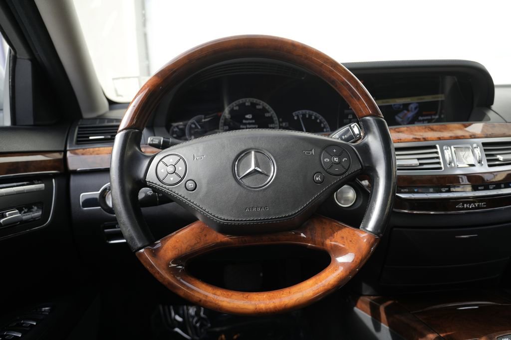 Used 2011 Mercedes-Benz S 550 4MATIC image 44